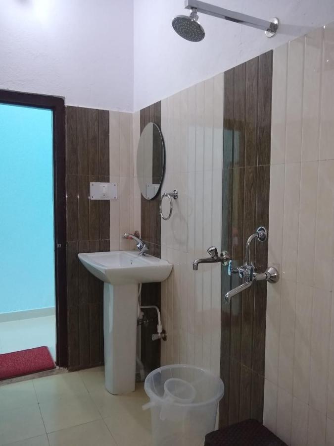 Hotel Vikram Palace Barkot מראה חיצוני תמונה