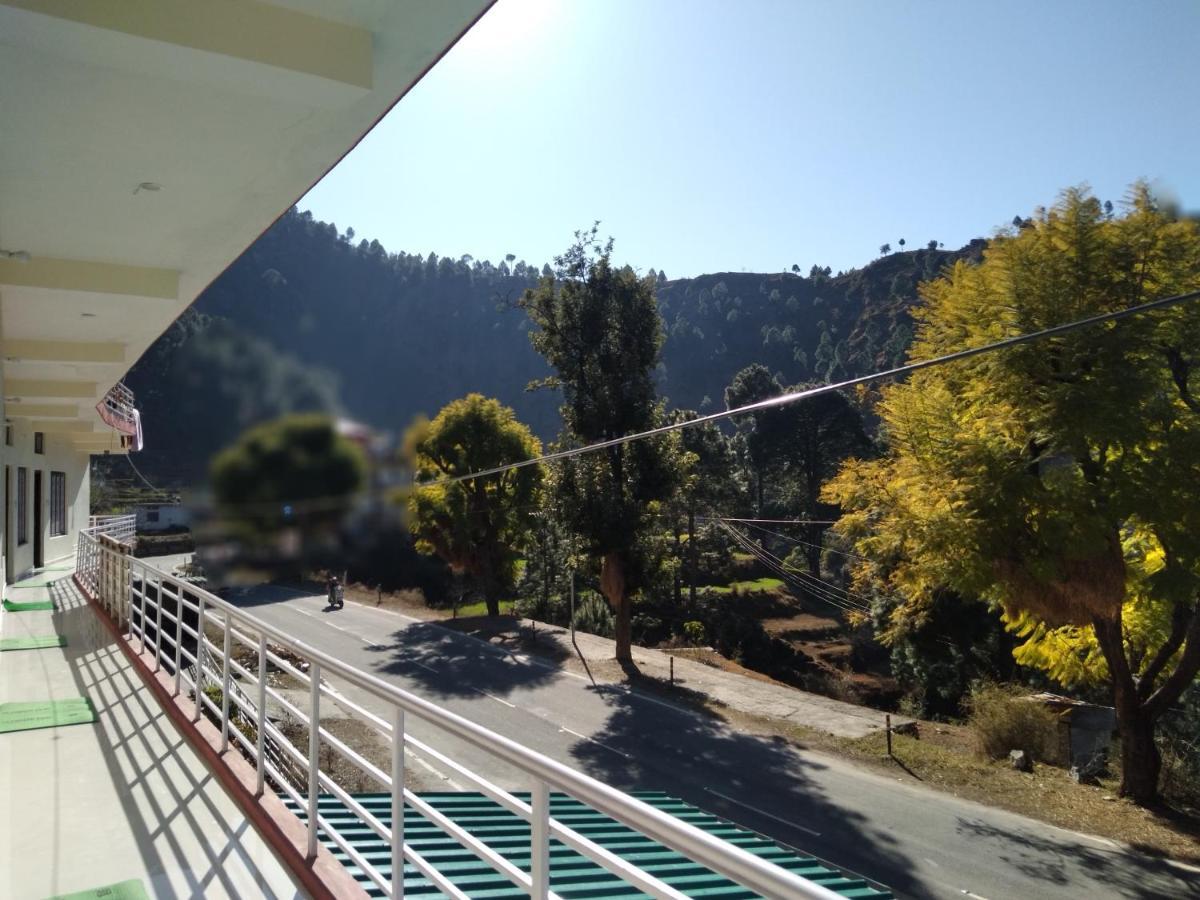 Hotel Vikram Palace Barkot מראה חיצוני תמונה